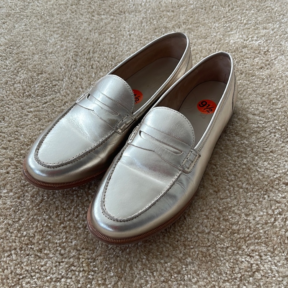 J Crew Penny Loafers Gold Size 9.5